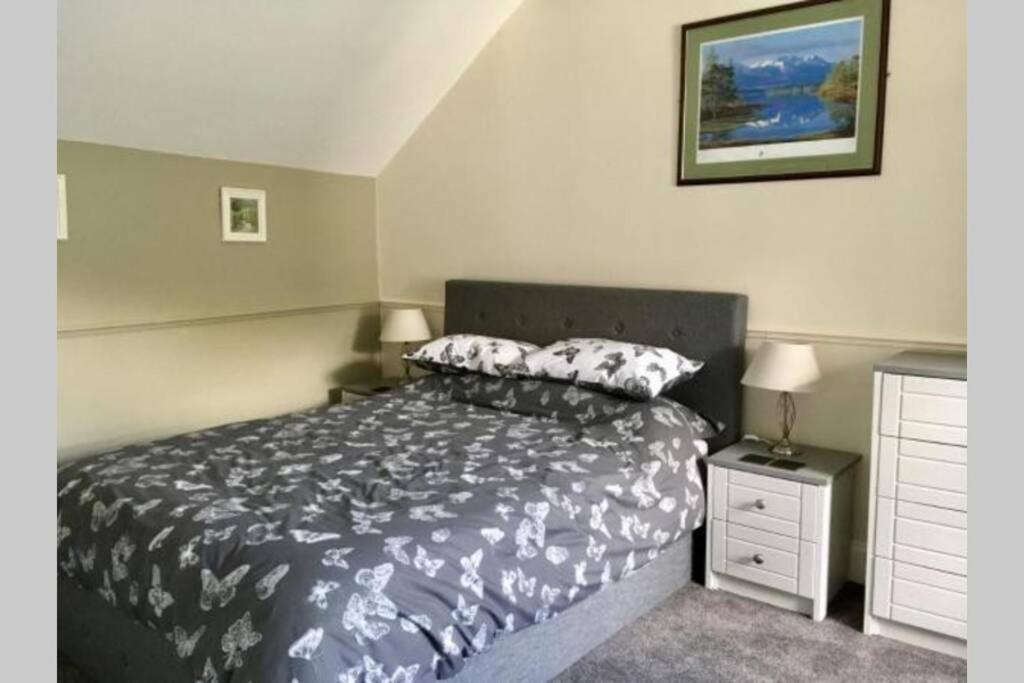 Twostones Self Catering Cottage Arrochar Eksteriør bilde